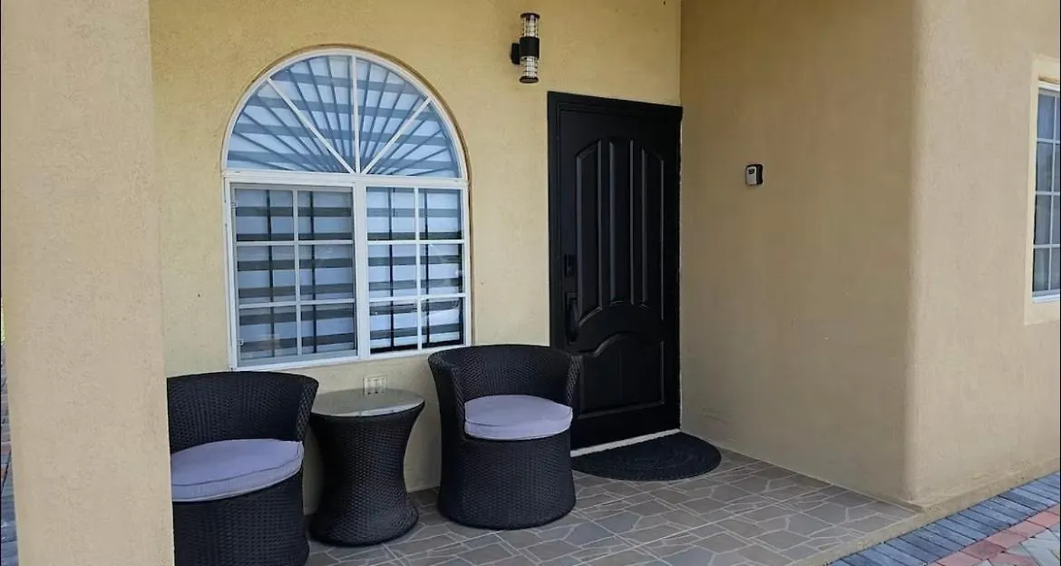 Haven Hideaway Stay Portmore 0*,  Jamaica