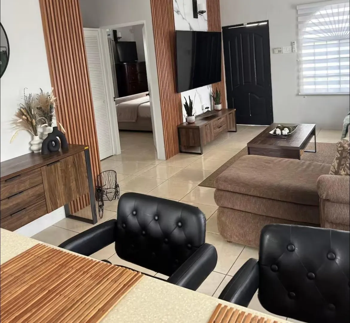 Haven Hideaway Stay Portmore